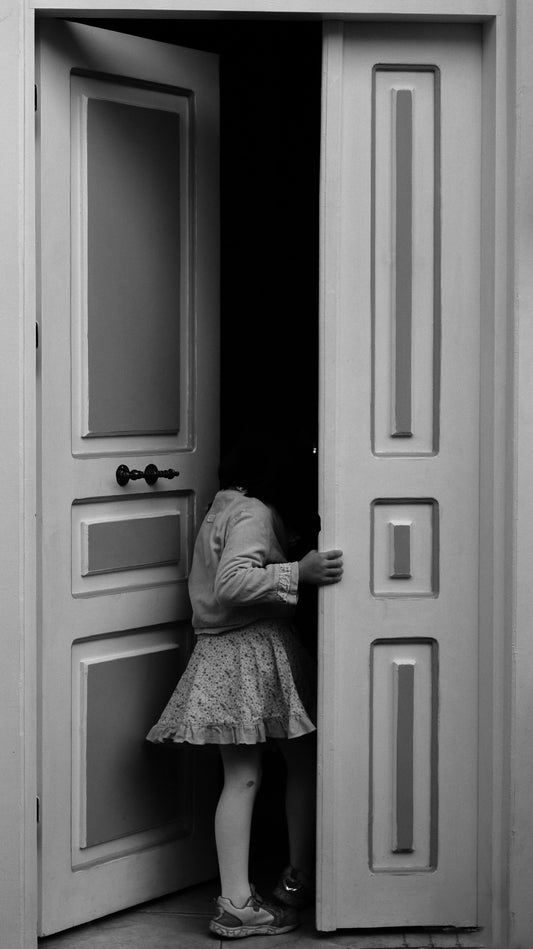 How Psilocybin Opens the Door to the Unconscious Mind